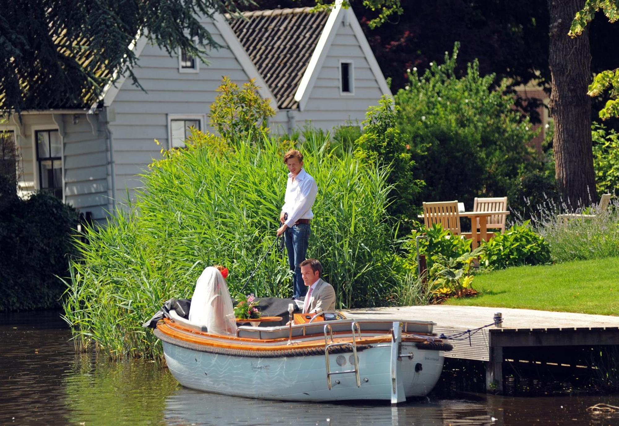 Inn On The Lake Broek in Waterland Eksteriør bilde